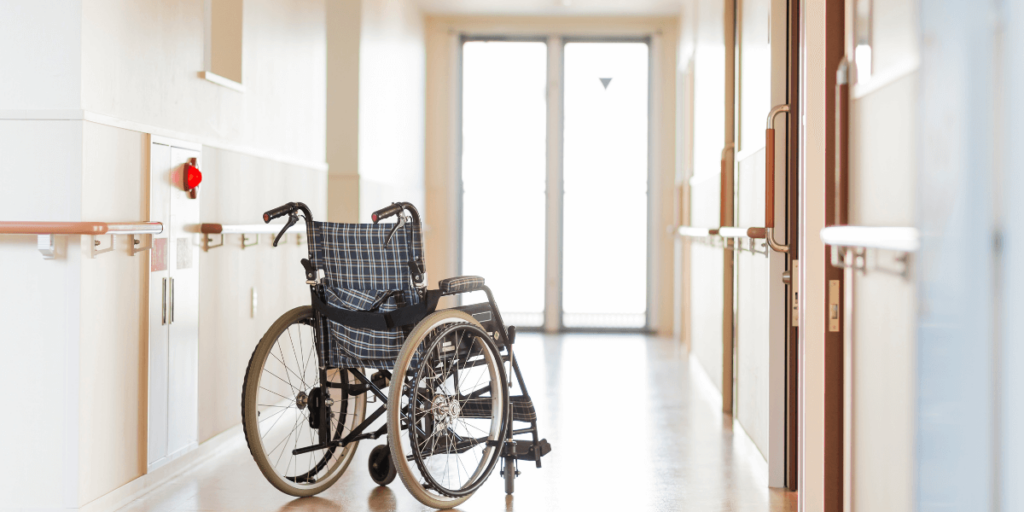 Hjælp! Min mor vil ikke på plejehjem – hvad gør jeg?